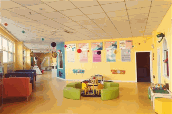 聪明树国际早教中心